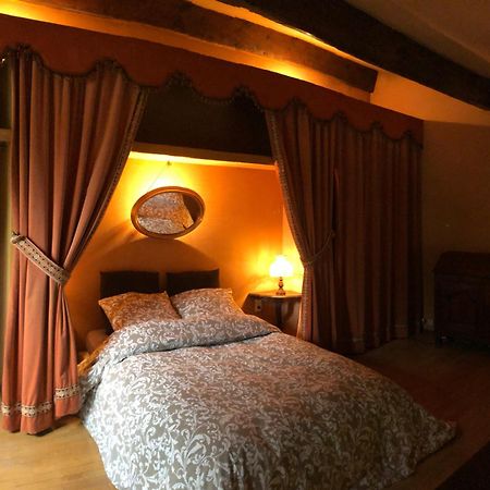 L'Oree Des Bois Courpiere ภายนอก รูปภาพ