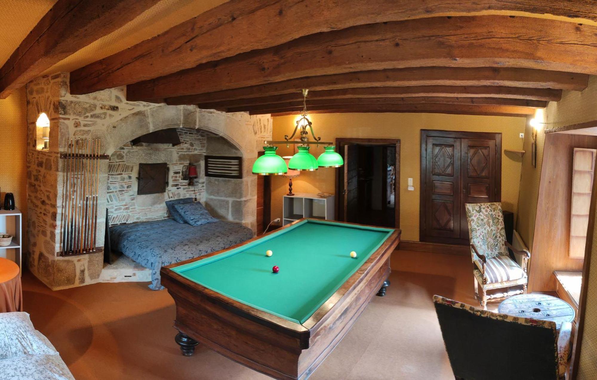 L'Oree Des Bois Courpiere ภายนอก รูปภาพ